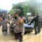 proses evakuasi banjir di Karawang.