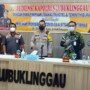 Kapolres Lubuklinggau saat sosialisasi prokes.