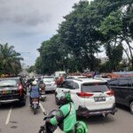 Jalan Macet Parah, Hindari Lewat Depan Griya Agung Palembang