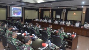 Kaskoarmada II Terima Tim BPK RI Dalam Rangka Pemeriksaan Atas Laporan Keuangan Kemhan dan TNI TA. 2020