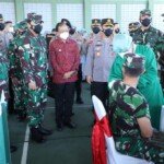 Panglima TNI dan Kapolri Tegaskan Sinergitas Vaksinasi Covid-19 di Bali