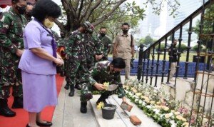 Panglima TNI Lakukan Peletakan Pertama Renovasi dan Revitalisasi Museum Satria Mandala