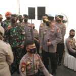 Panglima TNI dan Kapolri Tinjau Langsung Pelaksanaan Vaksinasi Prajurit TNI-POLRI di Polda KEPRI