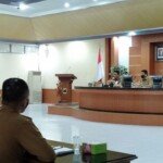 Benahi Daerah, Bupati Batanghari Adakan Rapat Bersama
