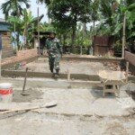 TMMD 110 Kodim 0418 Gotong-royong Bersama Warga Bedah Rumah Kalena
