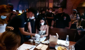 Lagi! Polisi Kembali Amankan Millen Cyrus di Bar Brotherhood Jakarta Selatan