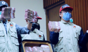 Jadi Tersangka, KPK Resmi Tahan Tersangka Penerimaan Hadiah Terkait PBJ Pembangunan Infrastuktur di Sulawesi Selatan