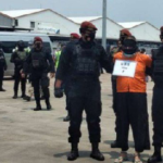 22 Terduga Teroris Hasil Operasi Densus Tiba di Jakarta