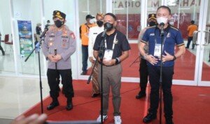 Cek Prokes, Kapolri Sidak Pertandingan Piala Menpora 2021