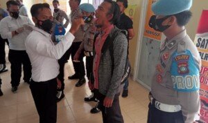 Belasan Anggota Polres Lingga Kepri Jalani Tes Urine dan Drug Wipe
