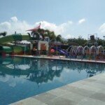 Emersia Waterpark, Wahana Permainan Air Pertama di Tanah Datar