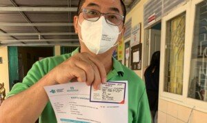 Matakin Sumsel Terima Vaksin Pertama di Puskesmas Kalidoni