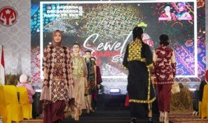 Susi Imelda Beni Hernedi Hadiri Rakerda Dekranasda Sumsel