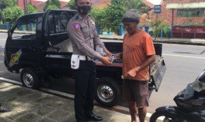 Satlantas Polres Ciamis Edukasi Pengendara Roda Empat agar Sadar Prokes