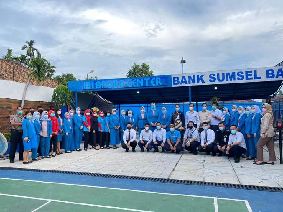 Bank Sumsel Babel Cabang Kota Prabumulih mengelar acara serah terima jabatan dan pisah sambut wakil pimpinan cabang dari Nina Pratiwi kepada Wendy Dwi Ayu Surianty di Aula Bank Sumsel Babel Cabang Prabumulih.