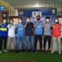konperensi pers yang digelar di Antic Sport Palumbonsari Lamaran Karawang Timur, menurut Trisna Ketua Cabang Olahraga ( Cabor ) Futsal KONI Karawang mengatakan, dengan digelarnya acara ini sekaligus launching Jersey yang akan dipakai saat nanti di pertandingan Porda, dan pengukuhan Manager Tim Futsal Putra- Putri.
