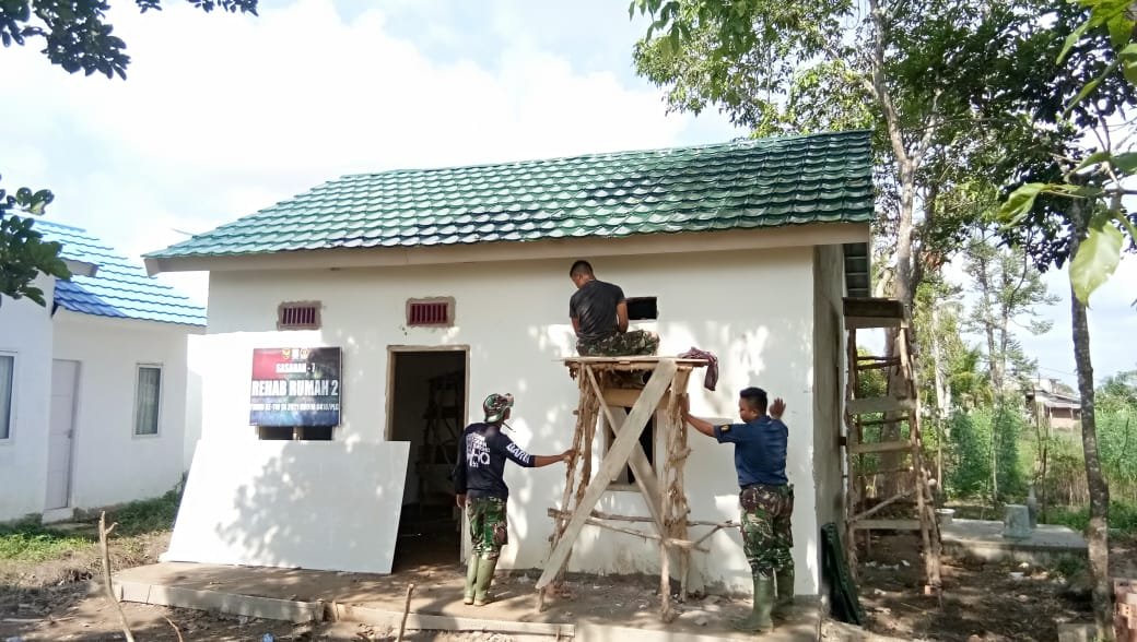 Rumah Ibu Sopiah Mulai Dipasang Fentilasi/Loster