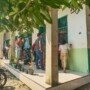 Suasana pencoblosan Pemilihan Kepala Desa (Pilkades) di Perumnas, Blok S, Rw 07, Tempat Pemilihan Suara ( TPS ) 28, Desa Sukaluyu, Kecamatan Telukjambe Timur, Minggu (21/03/2021).