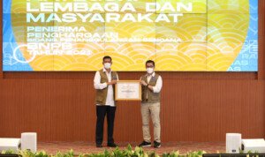 BNPB Berikan Penghargaan Bidang Penanggulangan Bencana Kepada Unsur Pemerintah Daerah, Masyarakat, Akademisi, Lembaga Usaha dan Media Massa