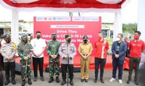 Kapolri dan Panglima Berharap Vaksinasi Drive Thru di Medan Jadi Role Model Wilayah Lain