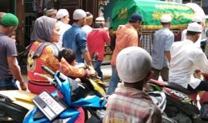 Penjaga Malam Dihabisi Dengan Beberapa Luka Tusukan Hingga Usus Terburai