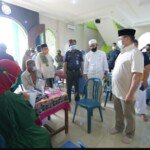 Jemput Bola, Pemprov Babel Vaksinasi Tokoh Agama dan Lansia di Masjid
