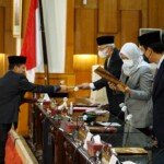 Pansus DPRD Sumsel Terima LKPJ Gubernur 2020