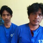 Dua Pelaku Pencurian Papan Bunga Diringkus Saat Mengisi Bensin