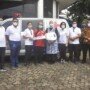 Pemerintah Kabupaten Karawang menerima bantuan satu unit mobil ambulance dari Perum Peruri, di Rumah Kreatif Perum Peruri Kecamatan Telukjambe Timur, Kamis (01/04/2021).