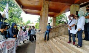 SCW Mendesak DPRD Sumsel Pecat Kepala Perum Bulog Sumsel