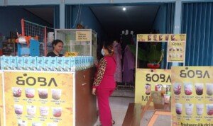 Menyegarkan, Es Boba Jadi Pilihan Masyarakat Prabumulih