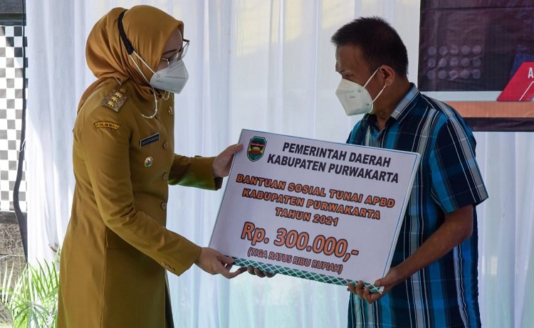 Permasalahan ekonomi yang timbul akibat dampak pandemi Covid-19 yang belum usai masih dirasakan warga, salah satunya di Kabupaten Purwakarta, Jawa Barat.