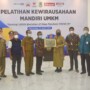 Pemerintah Kabupaten Karawang menunjukkan keseriusannya, melalui program pelatihan bagi UMKM, di Aula Husni Hamid Karawang, Senin (12/04/2021).