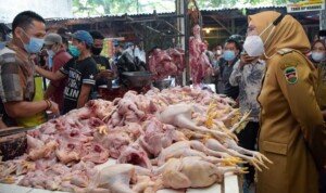 Cek Ketersediaan Bahah Pokok, Pemkab Purwakarta Gelar Operasi Pasar