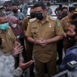 Wako Medan Tinjau Aktifitas Pelanggaran Penangkapan Ikan dengan Pukat di Perairan Belawan