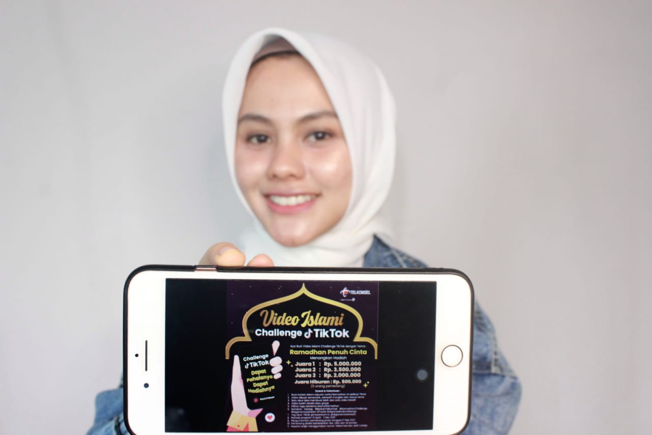 Ada dua challenge yang dihadirkan Telkomsel di Ramadhan kali ini, yakni Telkomsel Sumatera Content Creator dan Video Islami Challenge Tik Tok. Pada challenge Telkomsel Sumatera Content Creator