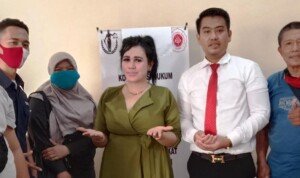 Kuasa Hukum Selebgram Ratu Entok Bantah Kabar Diamankan Polisi