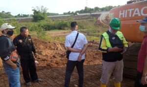 Perhutani KPH Purwakarta Amankan 3 Unit Alat Backhoe dalam Kawasan Hutan