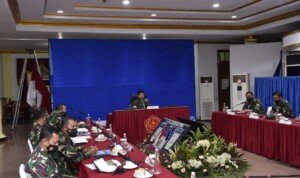 Panglima TNI Pimpin Rapat Evaluasi PPKM Skala Mikro
