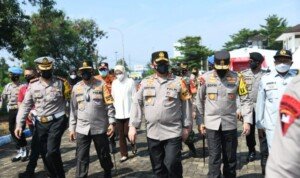 Tinjau Penyekatan Mudik Lebaran, Wakapolri Apresiasi Kehadiran Aplikasi E-Cakra Buatan Kapolda Jabar