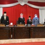 Mawardi Yahya Sampaikan Penjelasan Terhadap 9 Raperda Provinsi Sumsel