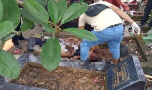 Mrs X Ditemukan Tewas Bersimbah Darah di TPU Suak Simpur