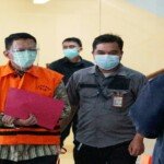 KPK Tahan Pejabat Ditjen Pajak Sebagai Tersangka Suap