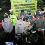 Kapolres Bareng Dandim 0604 Karawang Lakukan Operasi Yustisi PPKM Mikro dan Penyekatan