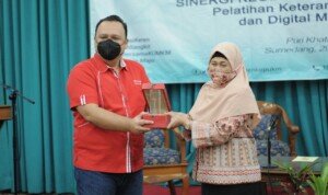 Bantu UMKM, Telkomsel Dukung Program UKM Go Digital