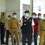 Enos Sambangi Bangunan Hutan Kota yang Terbengkalai