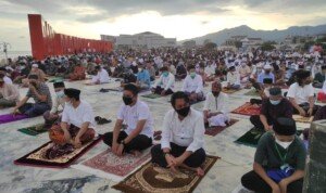 Pelaksanaan Shalat Ied di Anjungan Berjalan Aman dengan Prokes Covid-19