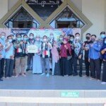 Bupati Karawang Apresiasi Yayasan Karawang Peduli yang Memberikan Bantuan Mobil Ambulance untuk Warga Palestina
