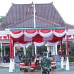 Panglima TNI Bersama Kapolri Pimpin Apel Satgas Penanganan Covid-19 di Lamongan