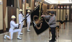 Polri Gelar Upacara Pencucian Pataka Jelang HUT Bhayangkara 1 Juli